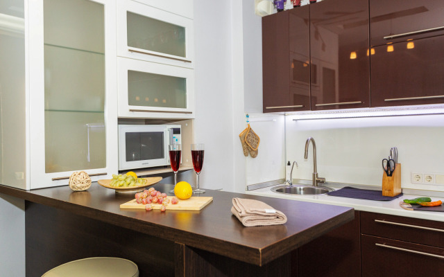 Квартира Большая Студия с Красивым Видом