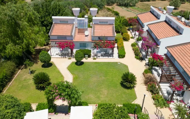 Citrus Tree Gardens Hotel