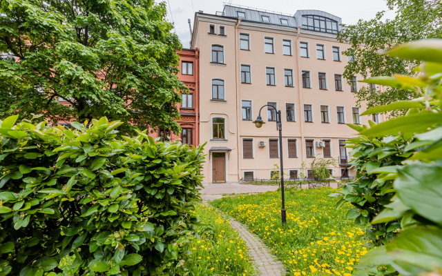 Апартаменты SpbStay с сауной на Невском проспекте 90