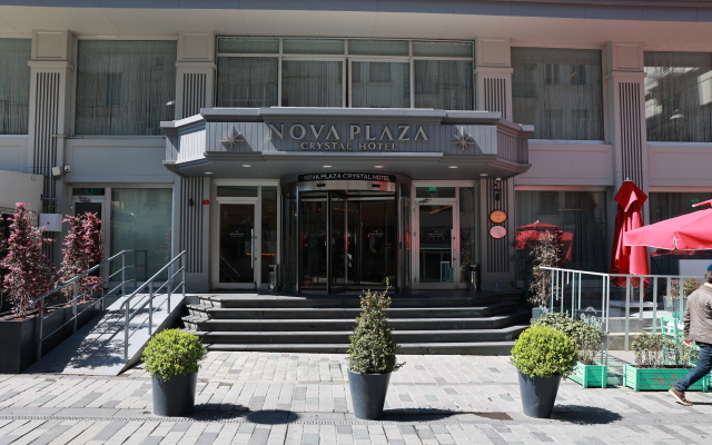 Nova Plaza Crystal Hotel & Spa