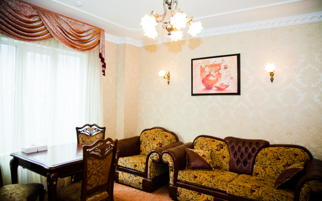 Renessans Hotel