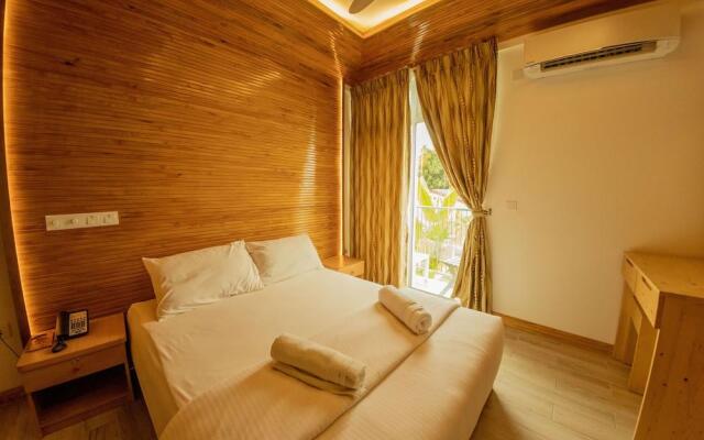 Perla Dhangethi Hotel