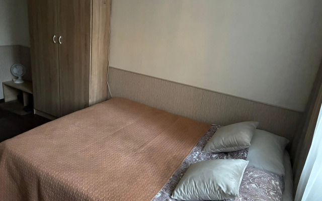 13 Minut Peshkom Ot Metro Skhodnenskaya Lodging house