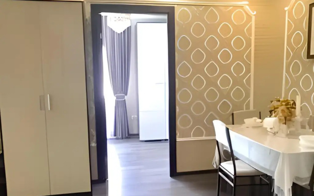 Flat v Tsentre Goroda s Vidom na Mashuk