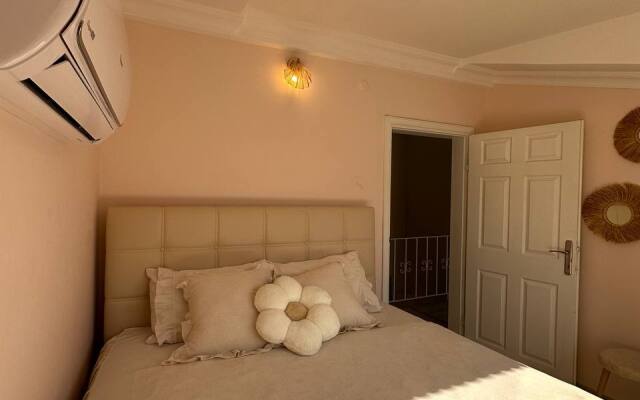 Bolshaya ryadom s Morem Flat