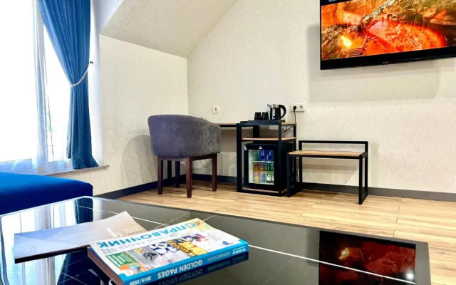 Отель Alpha Plaza