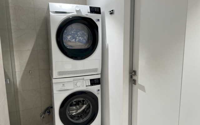 Апартаменты 312 Двухуровневые Крымская 3/4