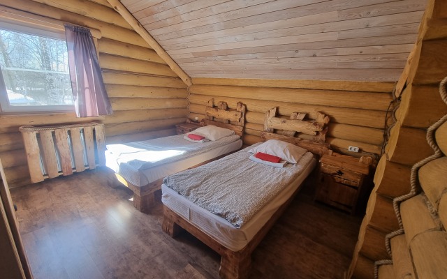 Частный дом Подмосковный Домик с 4 спальнями Люкс