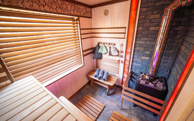 HappyInn Guest House