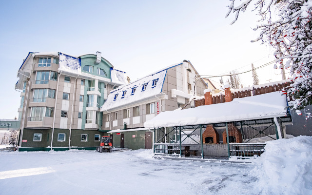 Grünhof Hotel