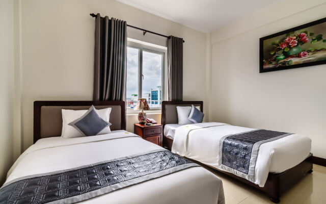 Baly Hotel