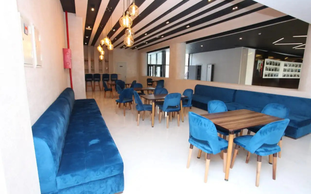 Отель Arena Tartar