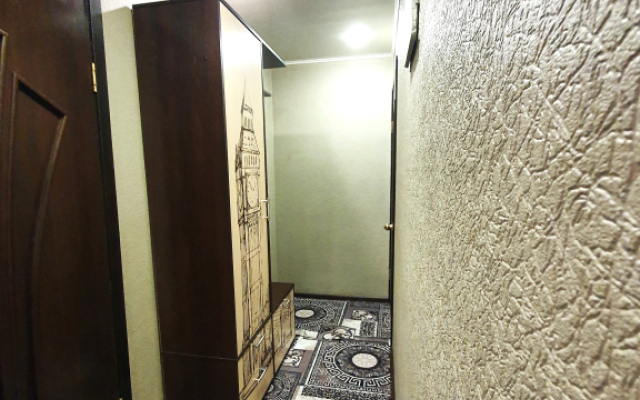 Na Gornyakov 17 1-komnatnyye (1) Apartments
