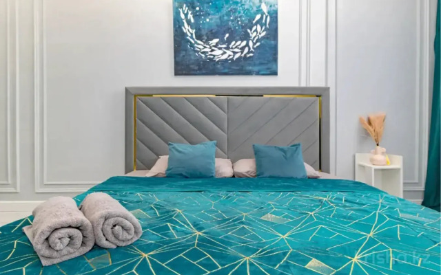 Izumrudnaya Krasotka Flat