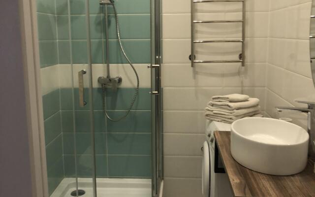 Апартаменты Студия с Видом на Покровский Сквер