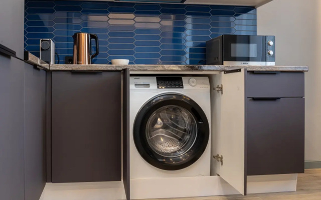 Апартаменты «Черный Лебедь» в районе ВДНХ «Эстет Апарт»