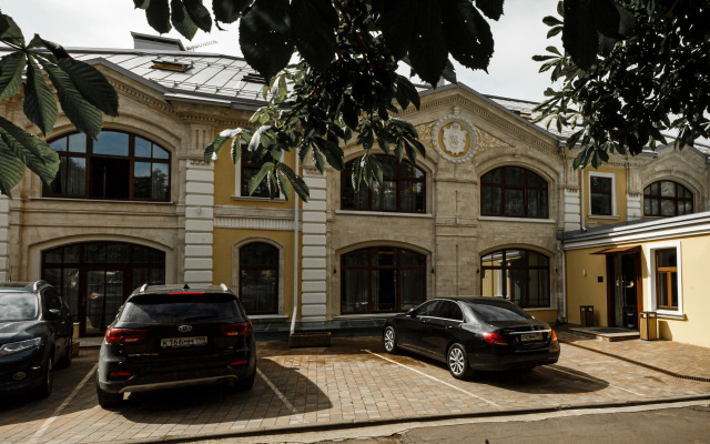 Gregori Hotel