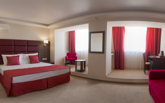 Hotel Milot