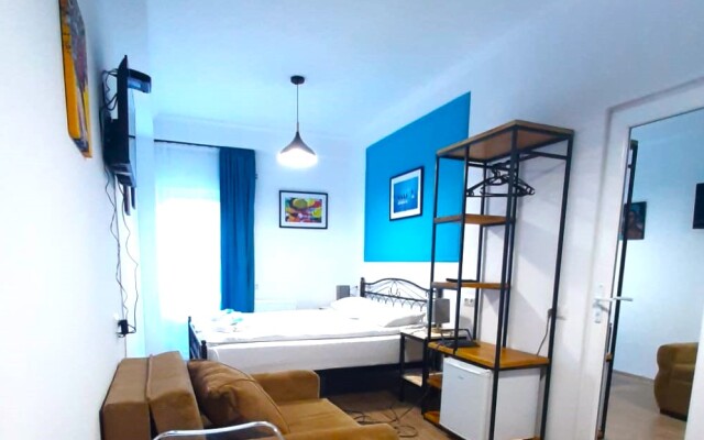 Nebula Inn Apartment