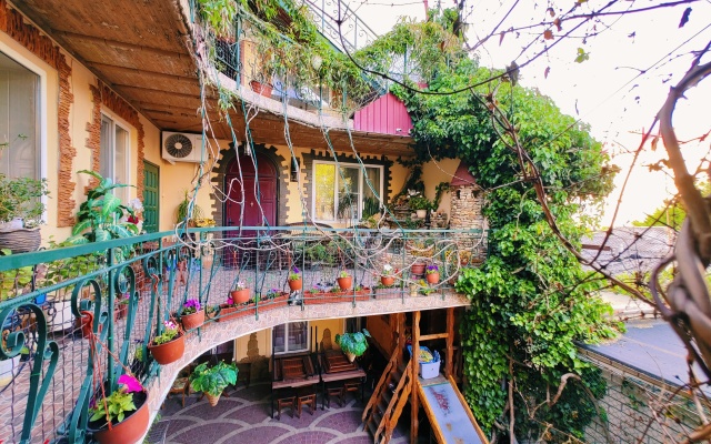 Renata 35 Guest house