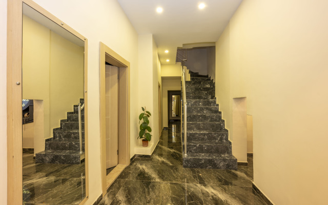Legend Tulip Hotel