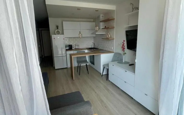 Na Bulvare Aleksandra Grina 2k1 Apartments