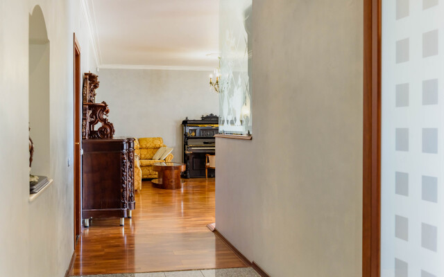 Hth24  Mayakovskogo 14 Apartments