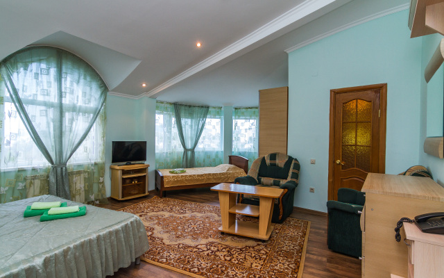 U Bocharova Ruchya Hotel