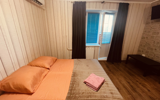 Апартаменты на Калашникова 7