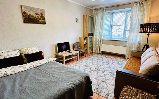 Квартира Уютная для 4 Гостей Вблизи Метро Физтех