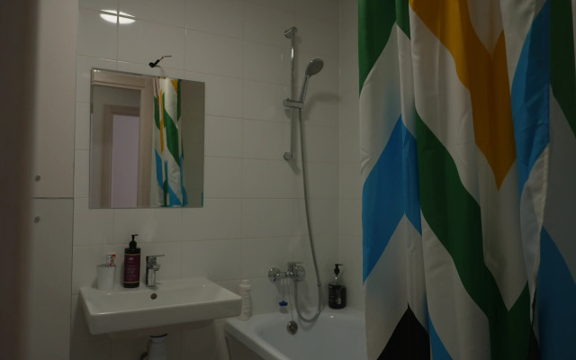 Kompaneyskiy Menkeyv Flat