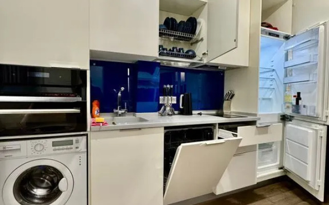 Na Nizhneimeretinskoy 143 Flat