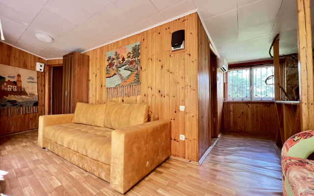 U Morya Na Yejskoy Kose Private House