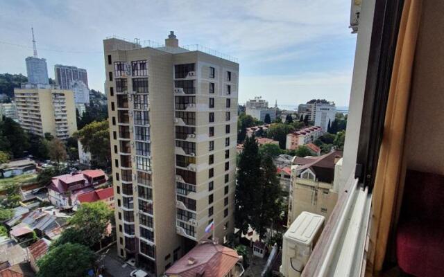 V Samom Tsentre Sochi  Flat