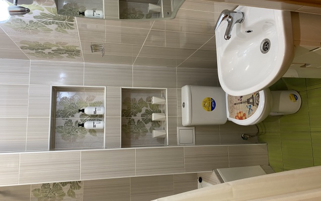Dvuhkomnatnaya s Otdelnymi Spalnyami v Tsentre Goroda Flat