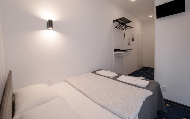 Отель Вояжер