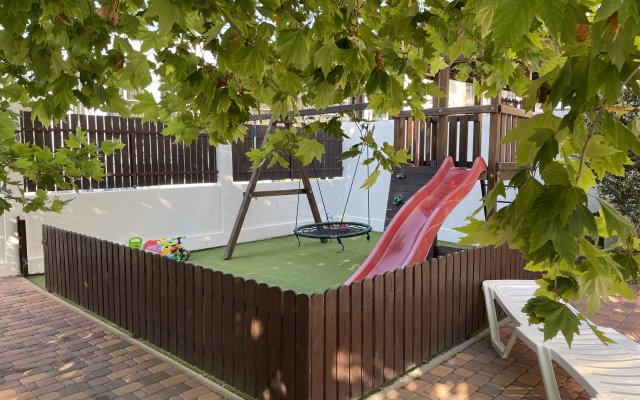 Platan Guest House
