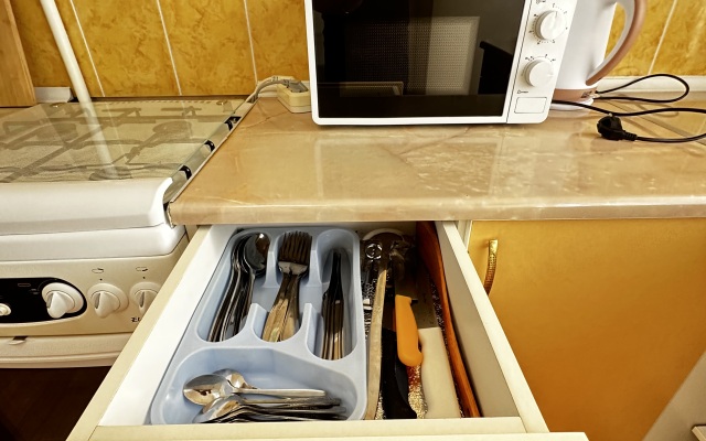 3 rooms Zhetysu 1 Flat