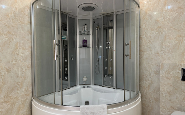 Trekhkomnatnye Apart-Comfort Na Bolshoy Pavlovskoy Apartments