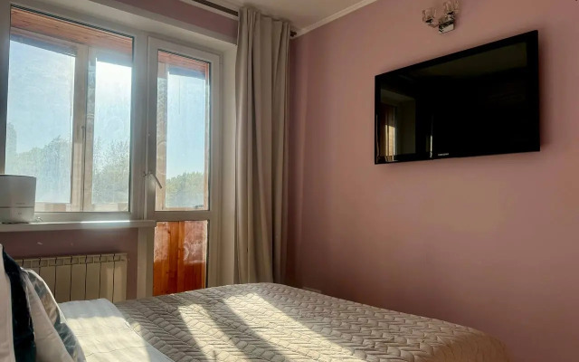 Holmy Nahimovsky Apart Flat