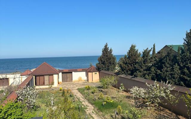 Частный Дом Дача Хазар на Мира 33