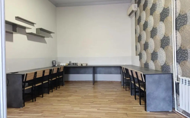 Dreamer's Den Hostel and Tours Hostel
