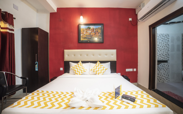 Yash Residency Assi Ghat Hotel