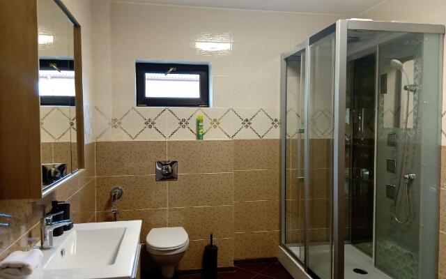 Yarkoye Hotel