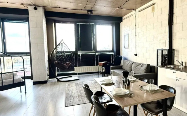 Апартаменты 1503 Верхнеторговая площадь 4