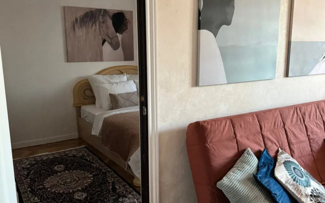 Staraya Basmannaya 9/2 Apartments