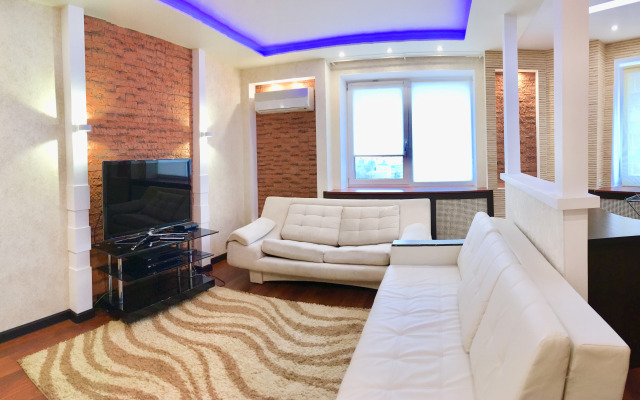 Квартира Двухкомнатные апартаменты 360 по ул. Красноармейская, 100