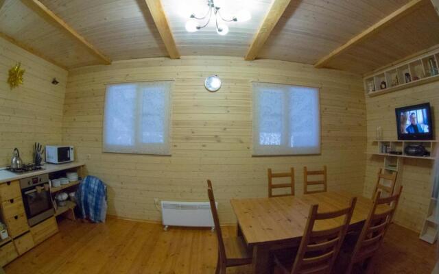 Отель Holiday Home Malino