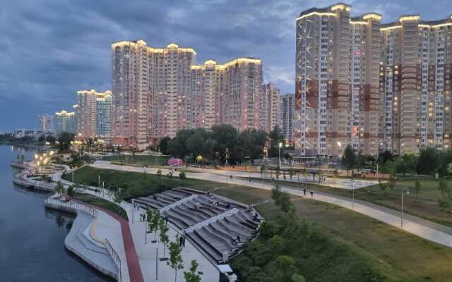 Апартаменты Студия с камином, деревом и видом на реку