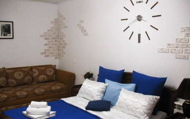 Dvukhkomnatnaya Kvartira Ryadom S Vokzalom Ul. Tkacheva 3 Apartments